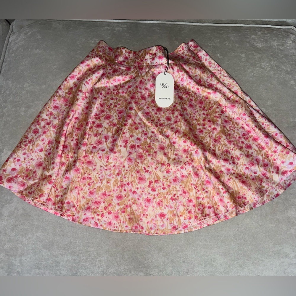 NWT Urban Social Floral Pink Skirt